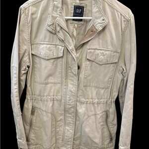 GAP Women's Utility Jacket in Beige